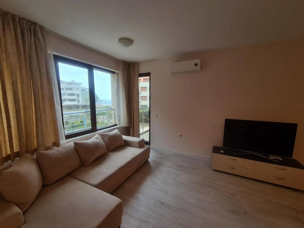 Modern 1Br Apartment With Sea View & Pool Included With Parking Space سوزوبول